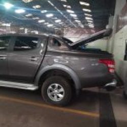 fibreglass sport lid double cabin and single cabin pickup truck